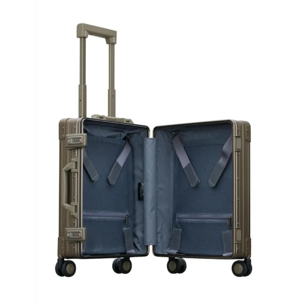 Aleon 19" International Carry-On