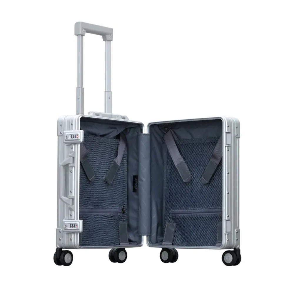 Aleon 19" International Carry-On