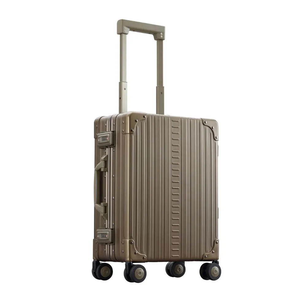 Aleon 19" International Carry-On