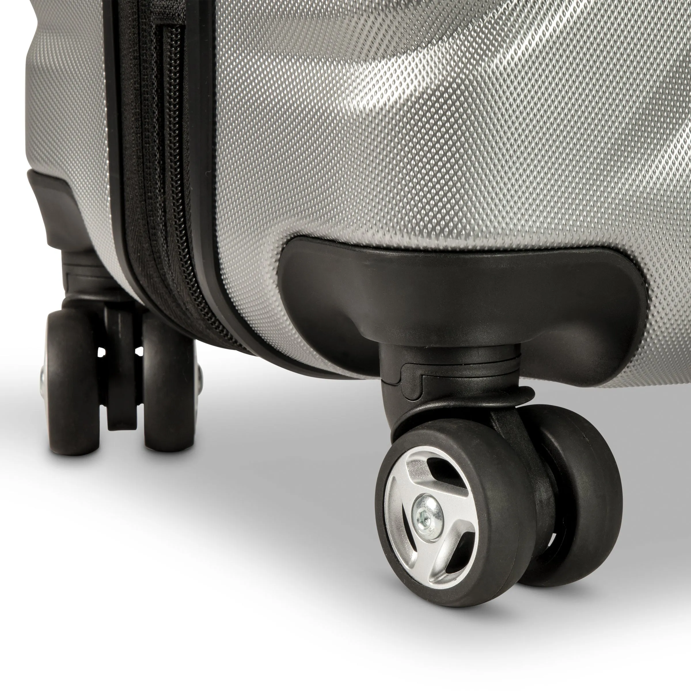 Nimbus 4.0 Hardside Carry-On Expandable Spinner