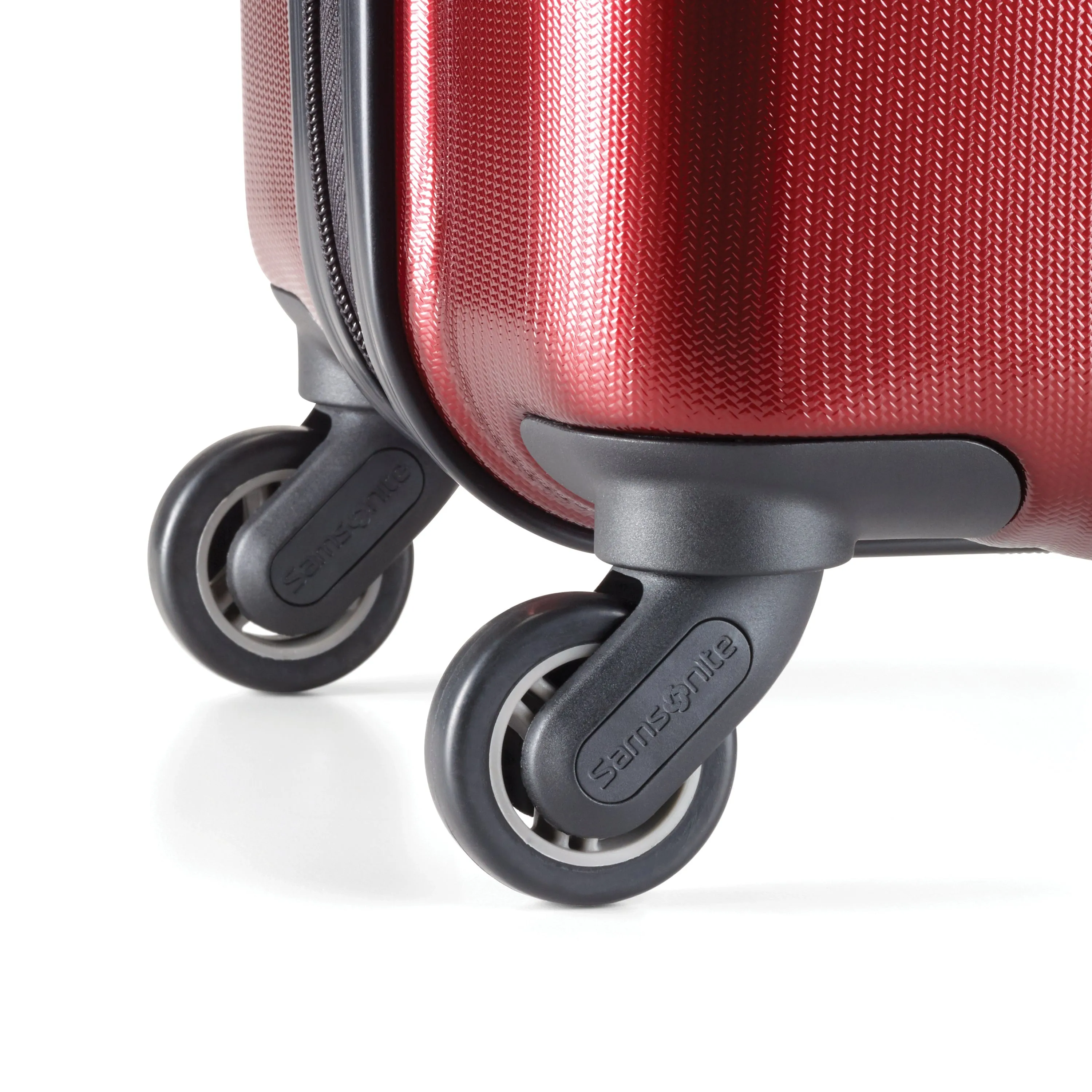 Samsonite Winfield Nxt Spinner Carry-On