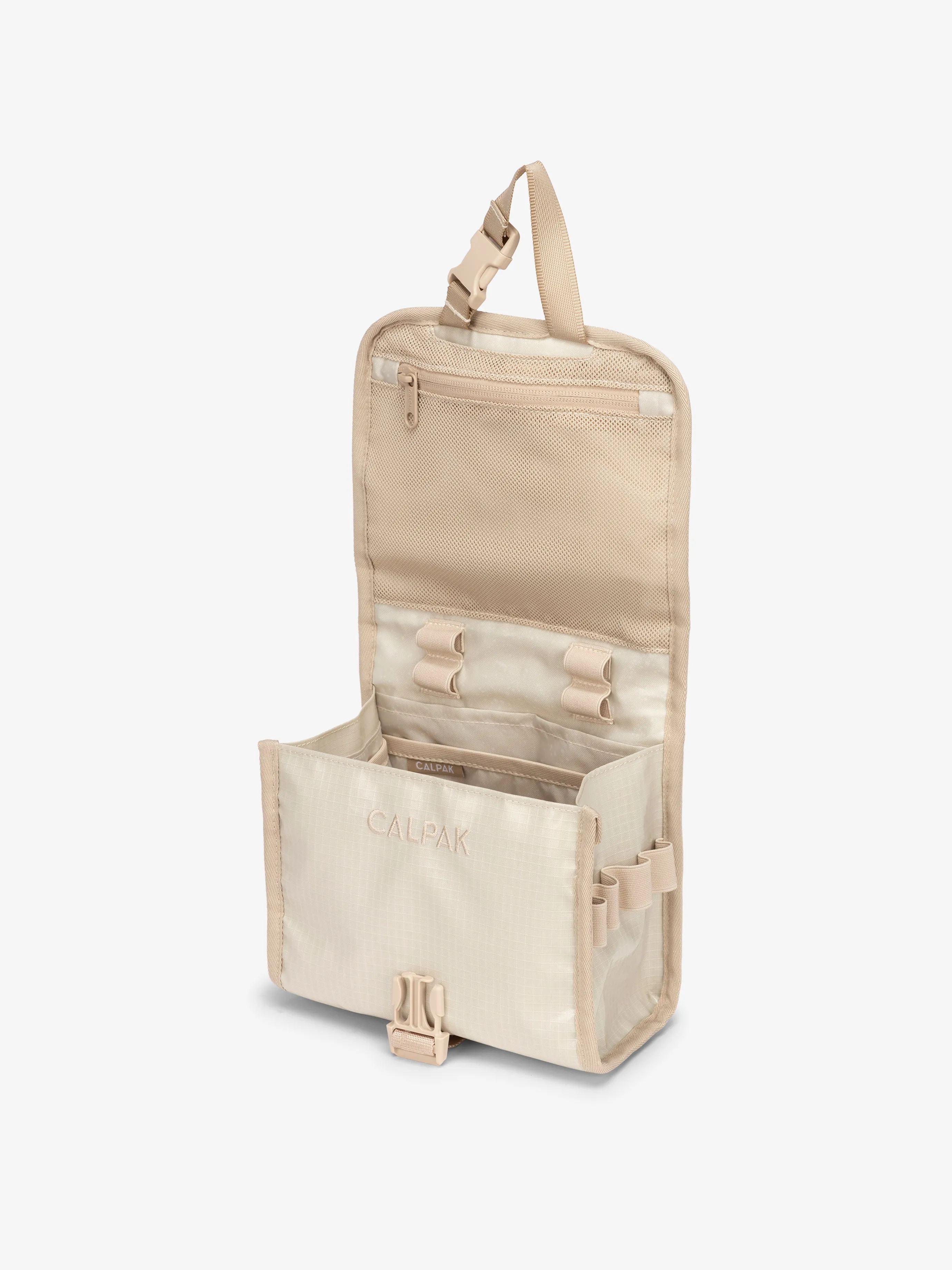 Terra Hanging Toiletry Bag